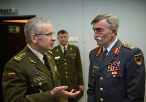 Vilniuje lankėsi NATO Jungtinės pajėgų vadavietės Brunsume vadas - 6