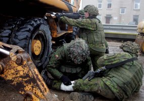 Pratybose „Sąveika 2015“  – karių atsakas į hibridinio karo grėsmes   - 3