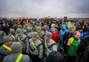 Aviacijos bazėje Šiauliuose – bėgimas orlaivių kilimo-tūpimo taku „Runway Run 2015“ - 1