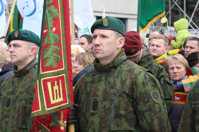 Lietuvos kariuomenės mokykla minėjo Lietuvos nepriklausomybės atkūrimo 25-ąsias metines