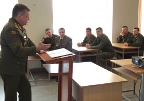 Karo akademijos kariūnams – Lietuvos kariuomenės vado patarimai - 1