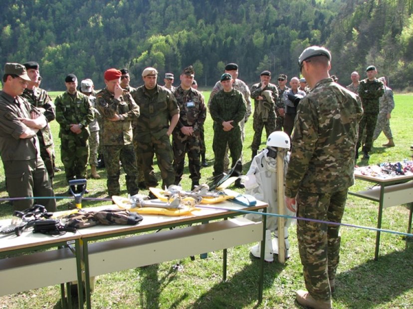 JAV ir Europos šalių Sausumos pajėgų vyresnieji puskarininkiai susitiko konferencijoje Slovėnijoje