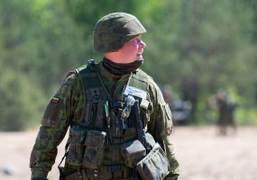 Pažintis su pratybų „Saber Strike - 1