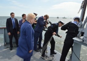 Karinių jūrų pajėgų laivai dalyvavo žuvusiųjų jūroje pagerbimo ceremonijoje - 3