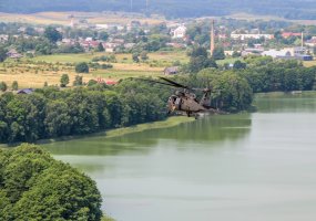 Helocasting: Lithuanian and U.S. troops trained "maritime insertion" on Lake Daugai  - 3