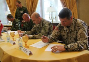 Representatives of the Baltic States and U.S. Land Forces signed a memorandum of cooperation - 1