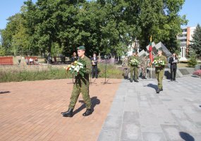 Baltijos kelio ir Juodojo kaspino dieną Marijampolėje paminėtas ir partizanų Tauro apygardos... - 4