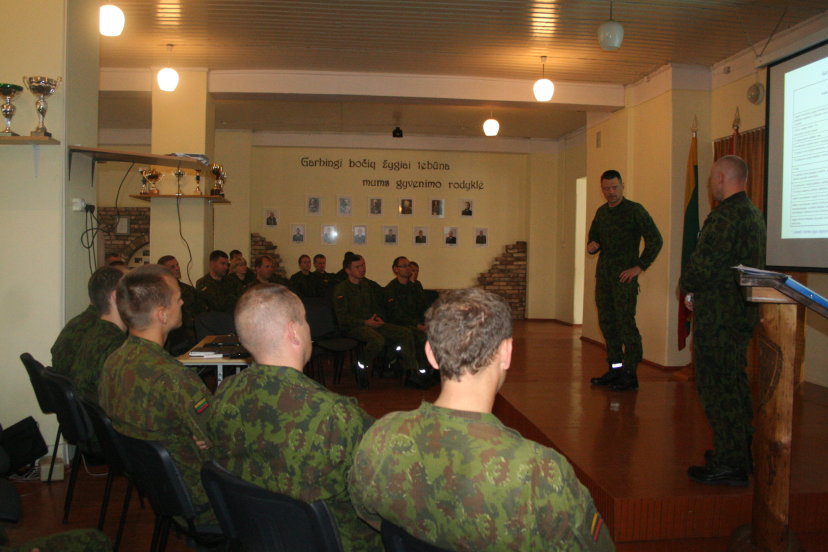 Ulonų batalione – kovinės grupės mokymosi periodas