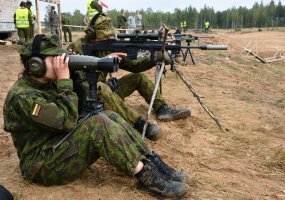 Kariai iš septynių NATO valstybių varžėsi dėl taikliausio snaiperio titulo - 2