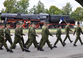 Oro gynybos batalionas šventiškai paminėjo 15-ąsias įkūrimo metines  - 1