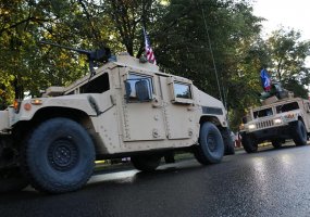 Karaliaus Mindaugo husarai ir JAV kariai Panevėžio miesto šventėje - 2