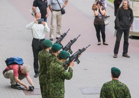 Karaliaus Mindaugo husarai ir JAV kariai Panevėžio miesto šventėje - 5