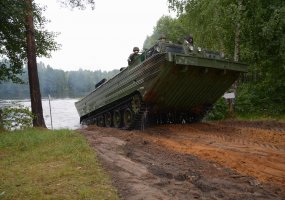 Lithuanian and U.S. infantry personnel are training to act swiftly side by side in the battlefield - 3