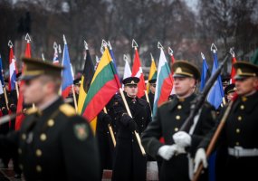 Lietuvos kariuomenės vado generolo leitenanto Jono Vytauto Žuko sveikinimo kalba Lietuvos... - 5