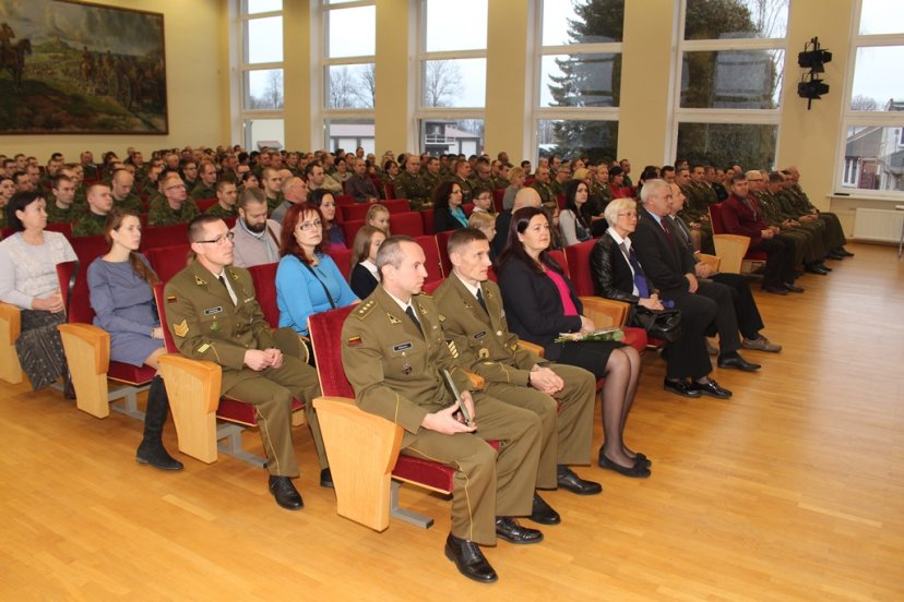 Lietuvos kariuomenės mokykla paminėjo Lietuvos kariuomenės 97-ąsias įkūrimo metines