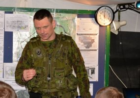  Ulonų batalione ratus keičia vikšrai - 1