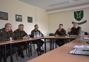 Lenkijos kariuomenės etmono Stefano Čarneckio Sausumos pajėgų Mokymo centro delegacija Juozo... - 3