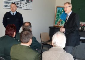 Varėniškiams pasienio gyventojams suteikta informacija apie oro erdvės stebėjimo organizavimą ir... - 1