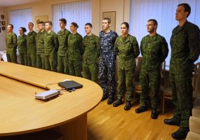 Karo akademijoje baigėsi karininkų specialistų pagrindinio karinio parengimo kursai - 2