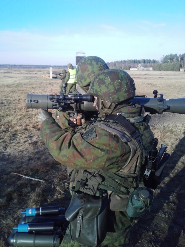 Sausumos pajėgų Juozo Lukšos mokymo centre parengti Carl Gustaf granatsvaidžio granatsvaidininkai
