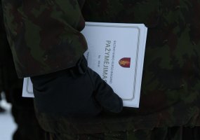 Bazinį kario kursą baigę Mokomajame pulke  šauktiniai tarnybą tęs priskirtuose kariuomenės... - 2