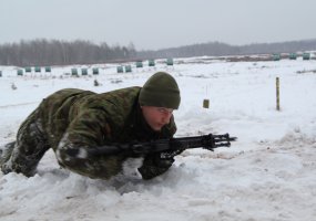 Vaidoto batalione privalomosios pradinės karo tarnybos kariai mokomi pagal specialistų rengimo... - 5