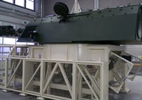 Tęsiasi Lietuvos karių darbo su vokiškomis haubicomis PzH 2000 mokymai  - 1