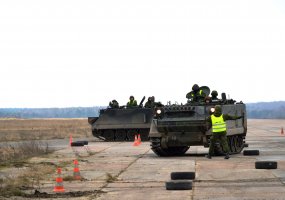 „Jei netepsi, nevažiuosi“ – juokavo kariai, sėkmingai baigę Šarvuočio M 113 vairuotojo kursą - 3