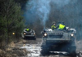 „Jei netepsi, nevažiuosi“ – juokavo kariai, sėkmingai baigę Šarvuočio M 113 vairuotojo kursą - 5