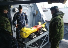 Lietuvos kariuomenės vadas lankė Karines jūrų pajėgas  - 6