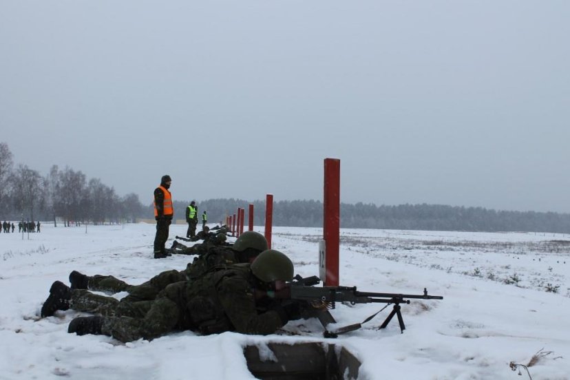 Dragūnų bataliono šauktiniai kariai rengsis pratyboms Latvijoje ir Estijoje 