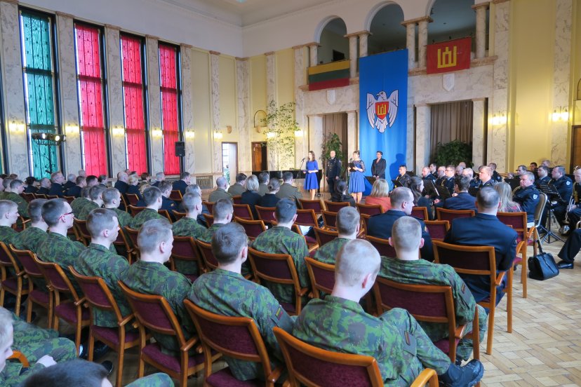 Lietuvos kariuomenės Karinių oro pajėgos minėjo 97-ąsias įkūrimo metines
