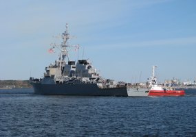 Guided-missile destroyer USS Donald Cook on a port visit in Klaipėda  - 2
