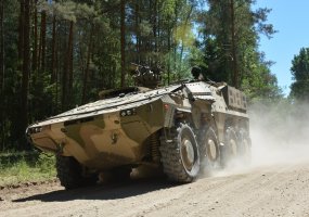 Lietuvoje ir Baltijos šalyse pratybose treniruosis apie 10 tūkstančių karių iš 13 NATO valstybių - 2