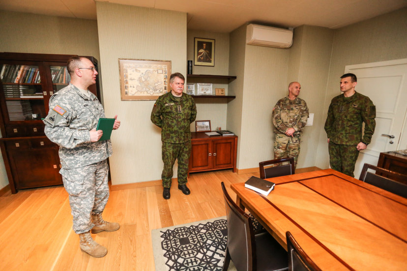 Cooperation between U.S. Army and the Lithuanian Armed Forces discussed in Vilnius 