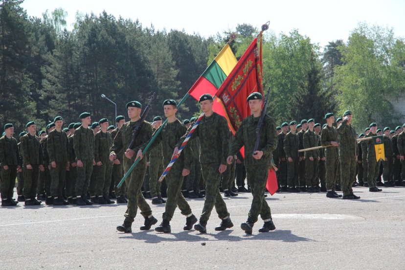 Kunigaikščio Vaidoto batalionas minėjo 21-ąsias kovinės vėliavos įteikimo batalionui metines 