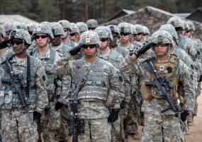 Lietuva ir NATO sąjungininkai pradėjo pratybas, kuriomis treniruosis atsakyti į kylančias grėsmes - 3