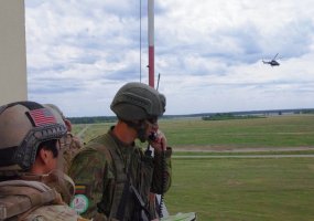 Lenkijos Elkos miesto gyventojams „ANAKONDA-16” pratybų dalyviai pristatė savo ginkluotę - 5