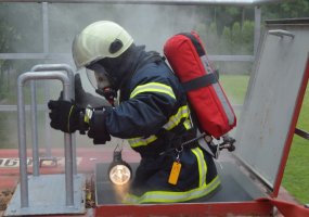 Karinių jūrų pajėgų laivų įgulų nariai dalyvavo priešgaisriniuose mokymuose - 3