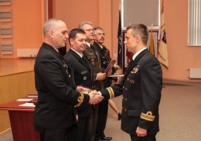 Keturi Lietuvos KJP karininkai sėkmingai baigė Baltijos šalių karinių jūrų pajėgų vadų ir štabo... - 3
