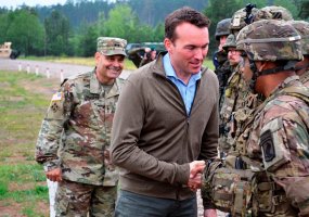 „Anakonda-16“ pratybų dalyvius aplankė JAV Sausumos pajėgų sekretorius Eric Fanning - 2