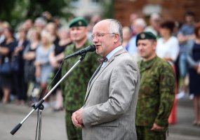 Marijampolėje į atsargą  išleista apie 200 nuolatinę privalomąją pradinę karo tarnybą baigusių karių - 3