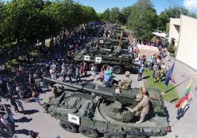 Lietuvis Amerikos kariuomenėje. Pratybos tėvynėje - 3