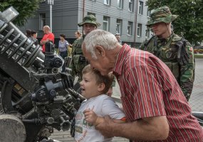Elektrėnų ir Raseinių gyventojai įvertino pratybose „Ugninis Griausmas“ naudojamą karinę techniką  - 4