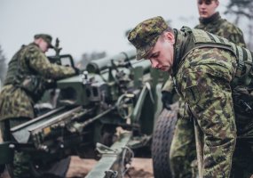 Po šauktinių tarnybos Lietuvos kariuomenėje tarnauti liekanti j.eil. I. Čičinskaitė: „Su tokiais... - 4