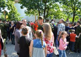 Tauragėje Lietuvai prisiekė beveik 400 nuolatinės privalomosios pradinės karo tarnybos karių - 6