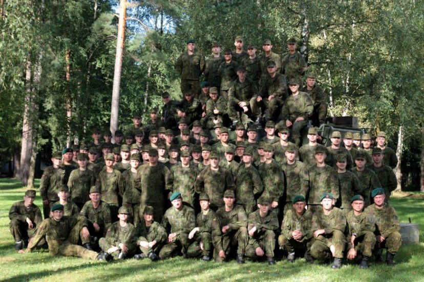 Didžiojo Lietuvos etmono Jonušo Radvilos mokomajame pulke Bazinį kario kursą baigė nuolatinės...