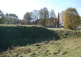 Kariai savanoriai sutvarkė Senųjų Trakų piliavietę - 6