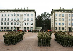 Kariai savanoriai baigė Bazinį kario savanorio įgūdžių kursą - 2