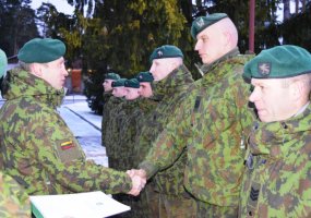 Kęstučio batalione sutikti iš Ukrainos grįžę instruktoriai - 1